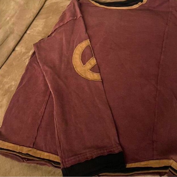 Cozy Peace Patch Oversized Reverse Stitch Color Block Top - Picture 16 of 16